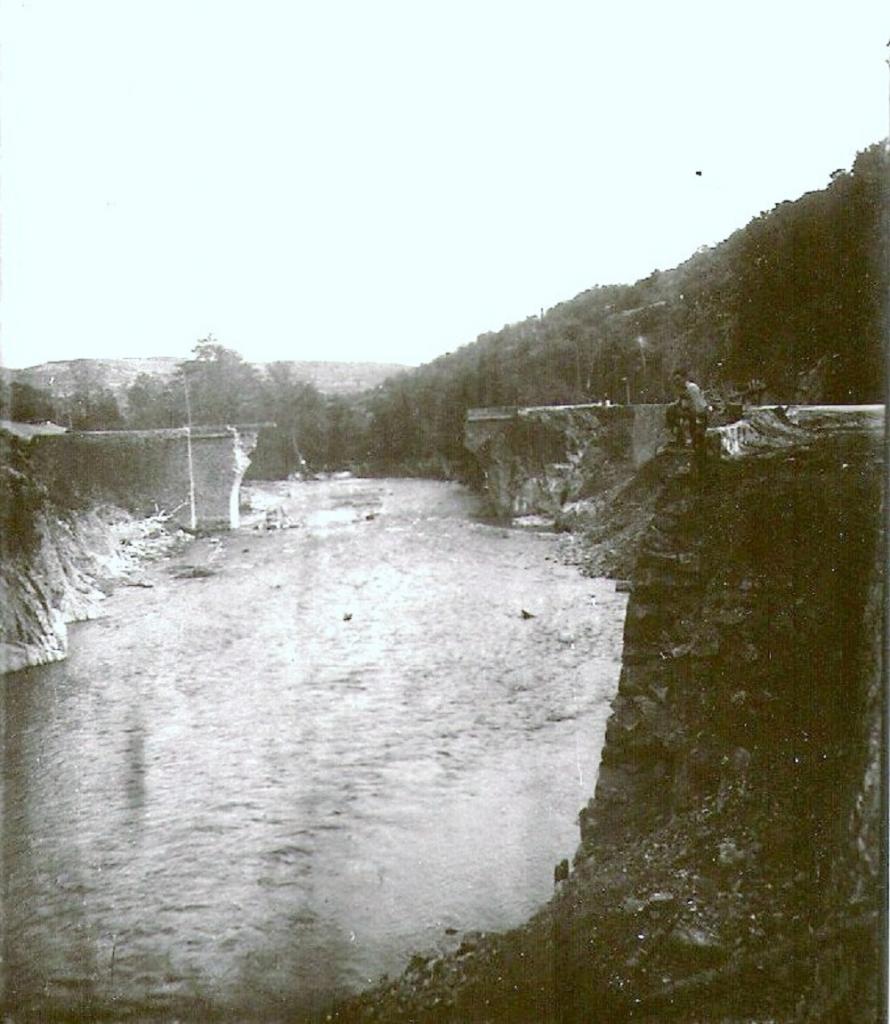 18  Le pont de Limousis