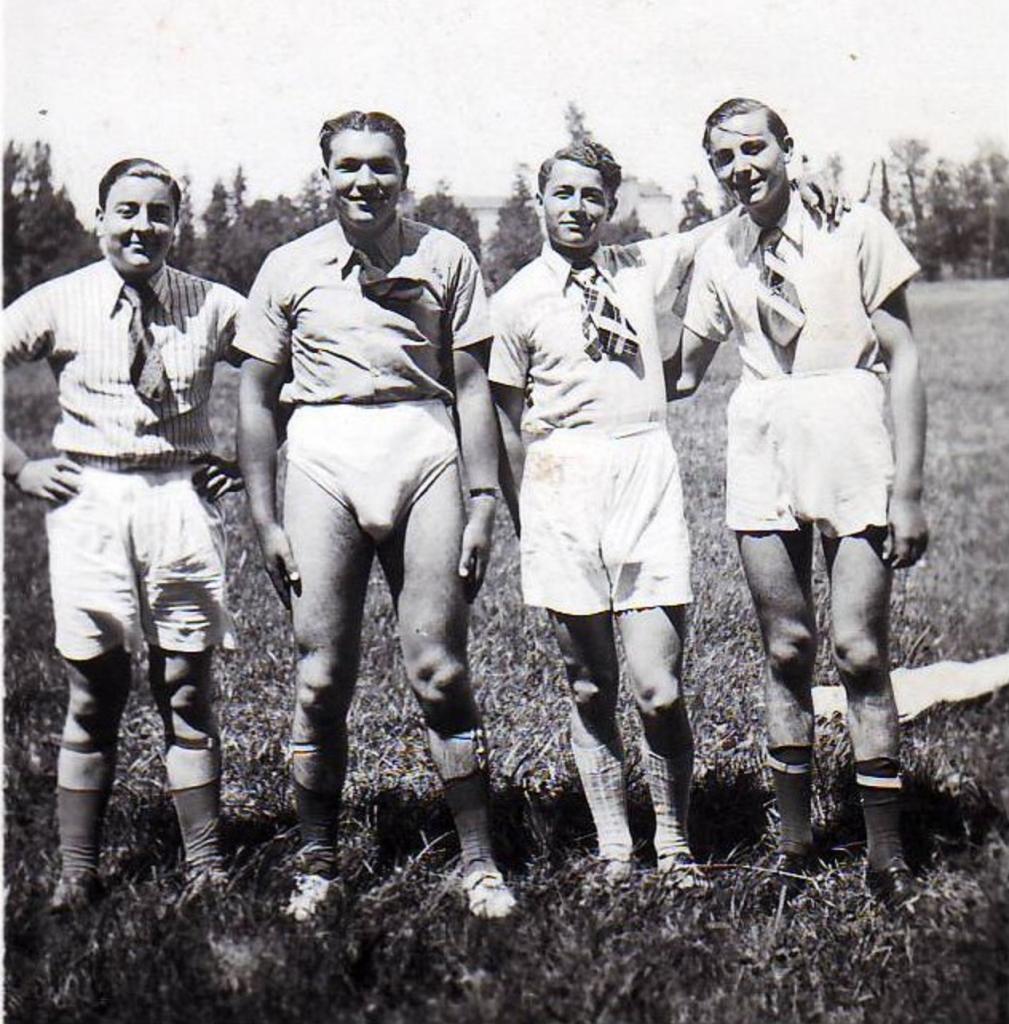 1928 (4)