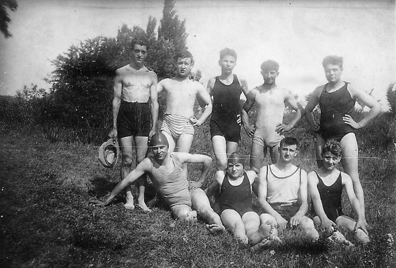 1930 (12)