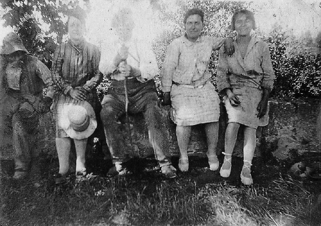 1930 (8)