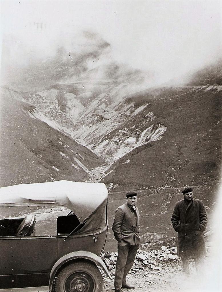 1931 (9)