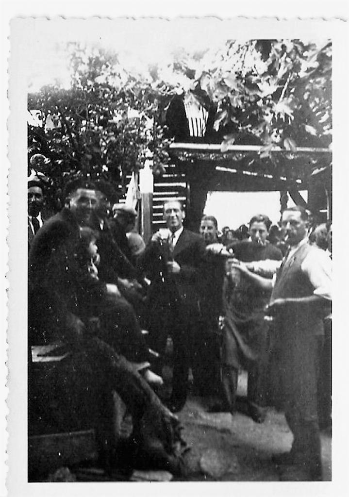 1934 (15)