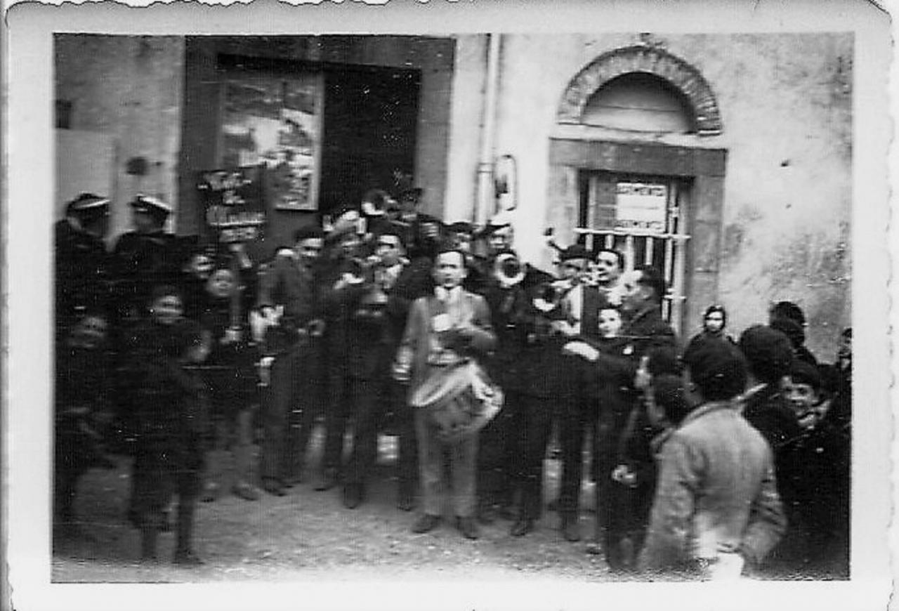 1934 (3)