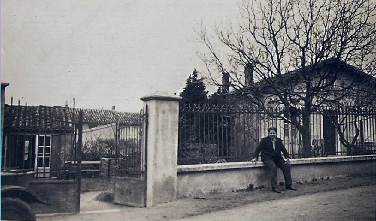 1934 (8)