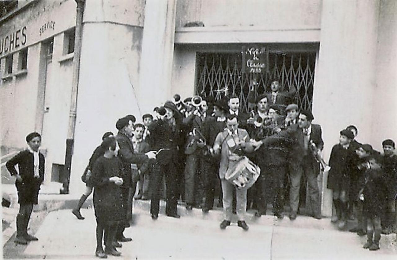 1935 (8)