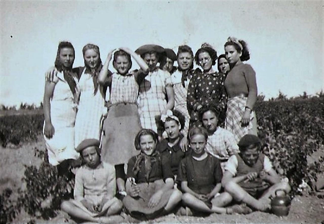 1939 (8)