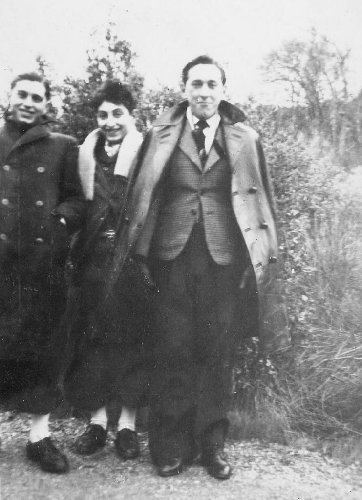 1943 (5)