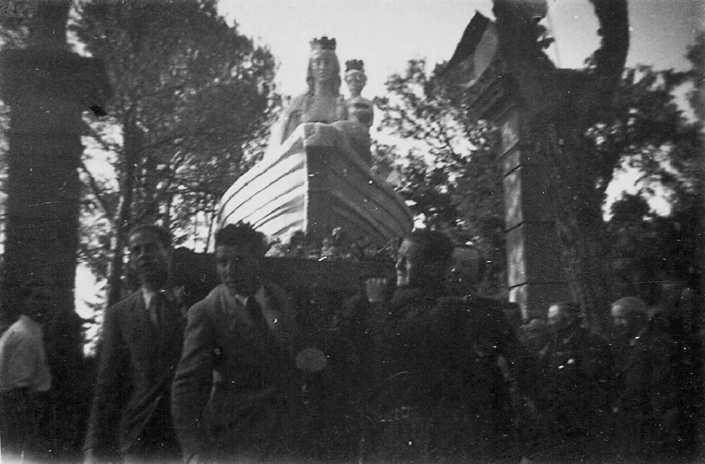 1944 (11)