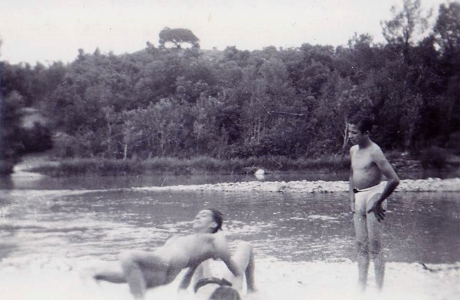 1944 (16)
