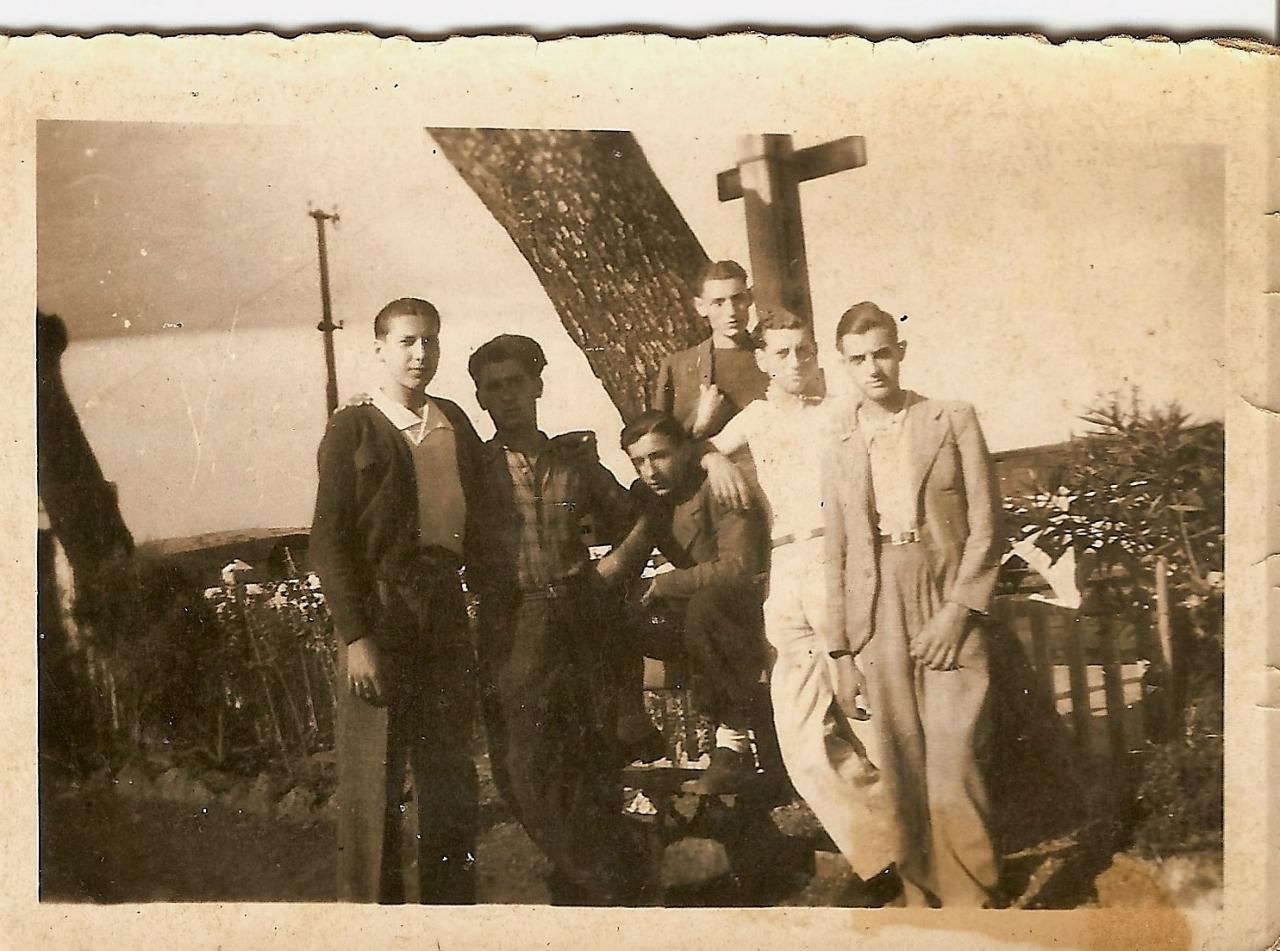 1944 (23)