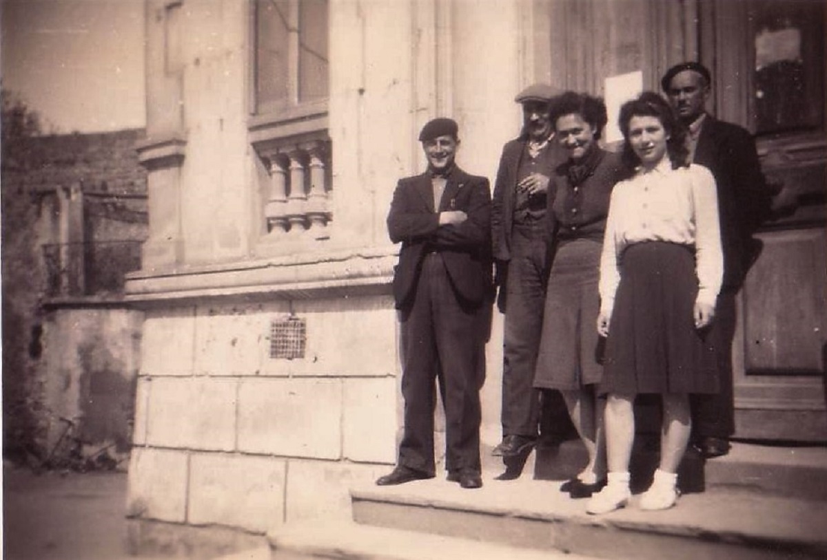 1944 (26)