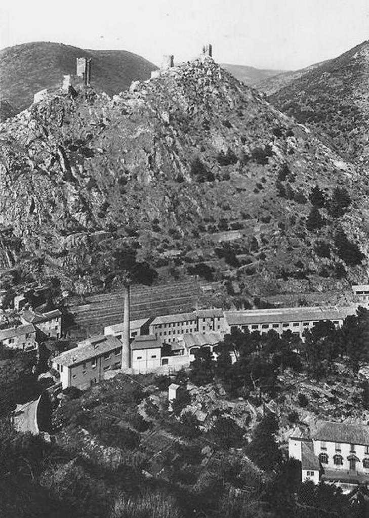 1945 (21)