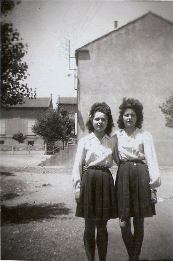 1946 (10)