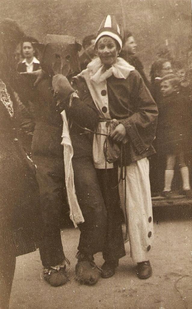 1946 (15)