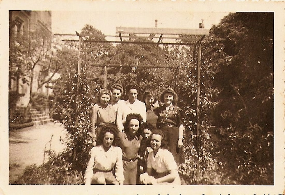 1946 (17)