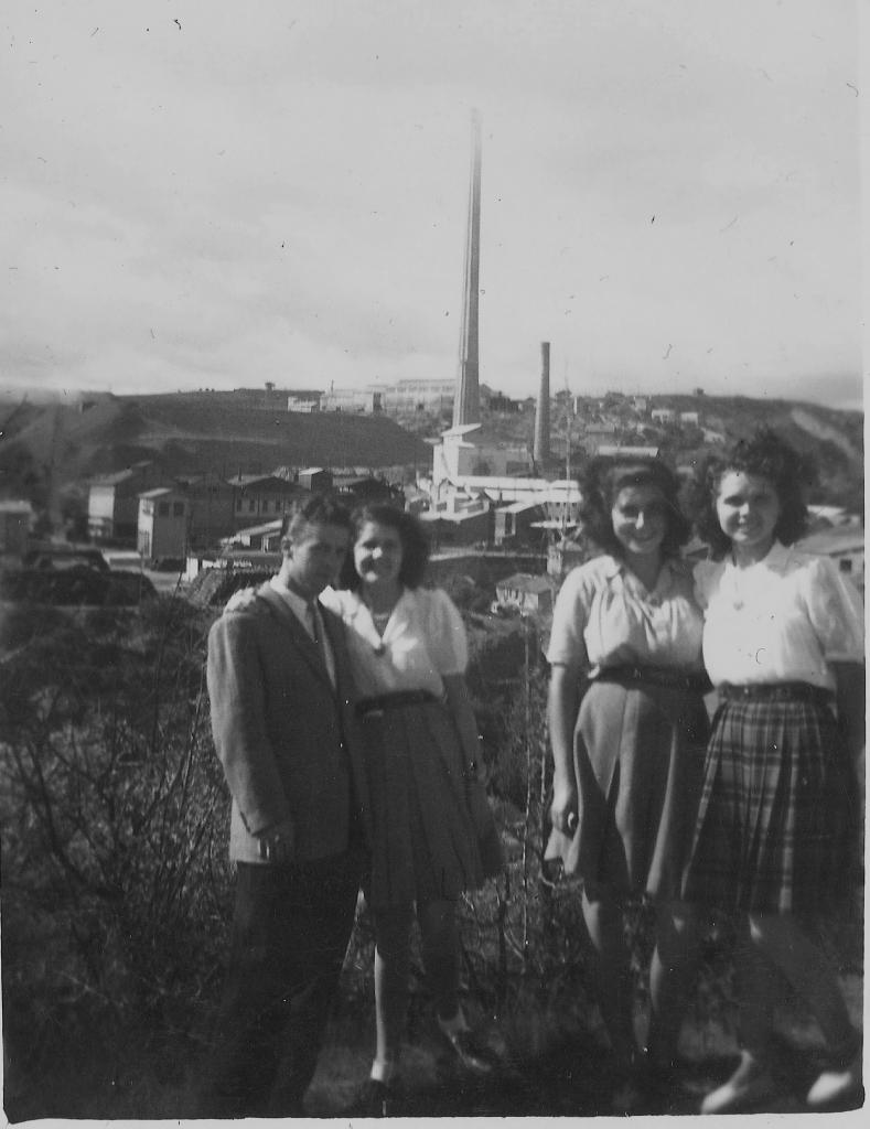 1946 (17)