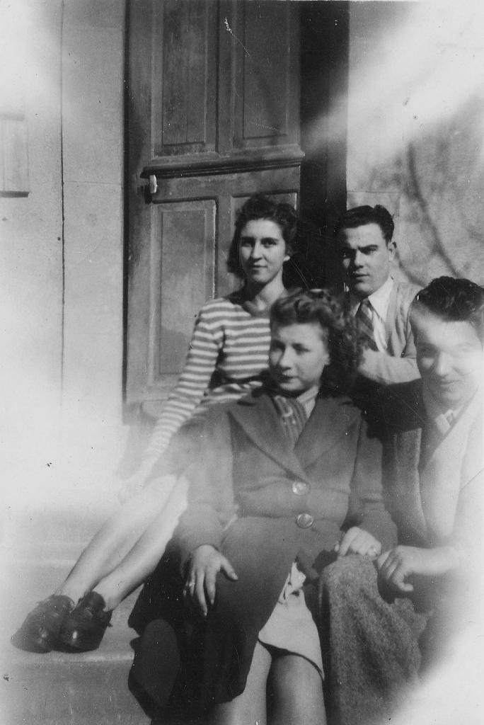 1946 (18)