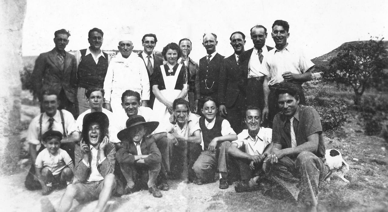 1946 (20)