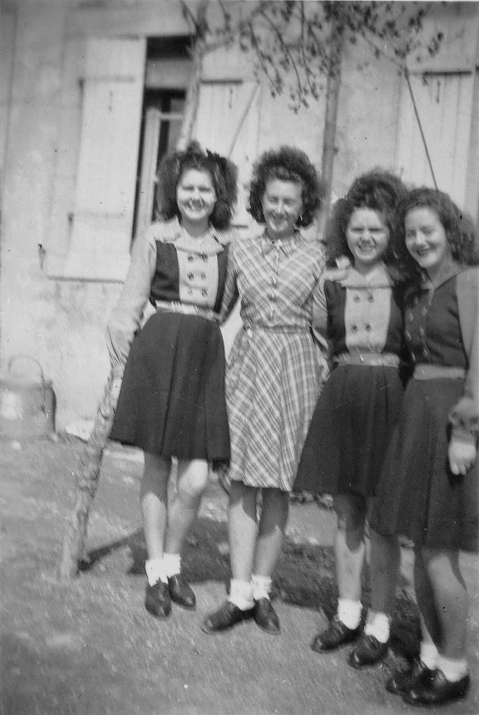 1946 (23)