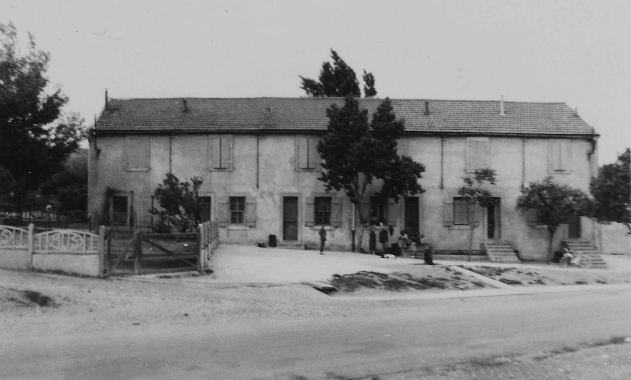 1947