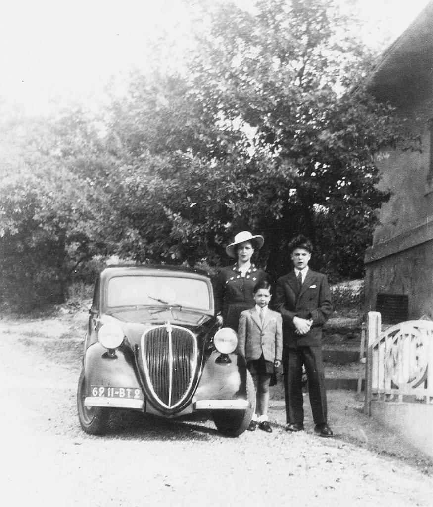1949  (2)