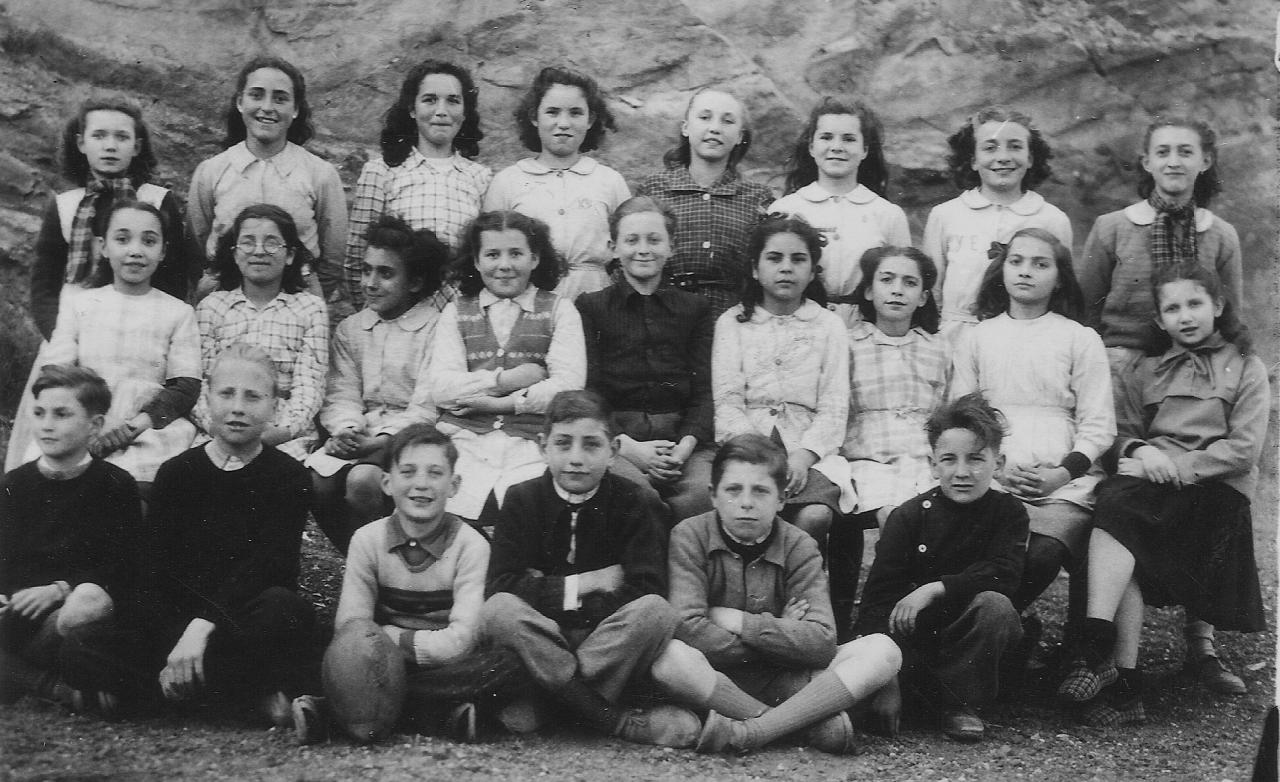 1949 (9)