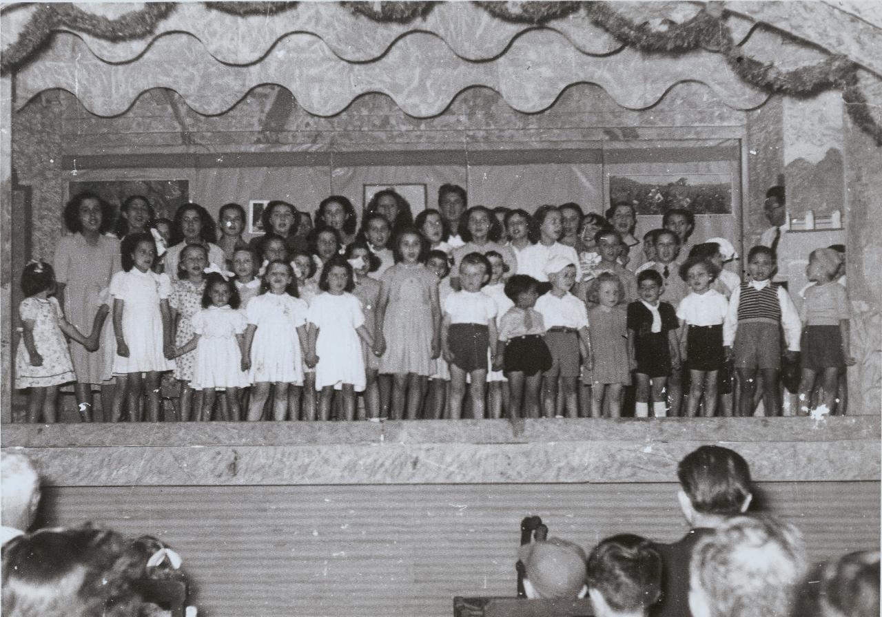 1950 (28)