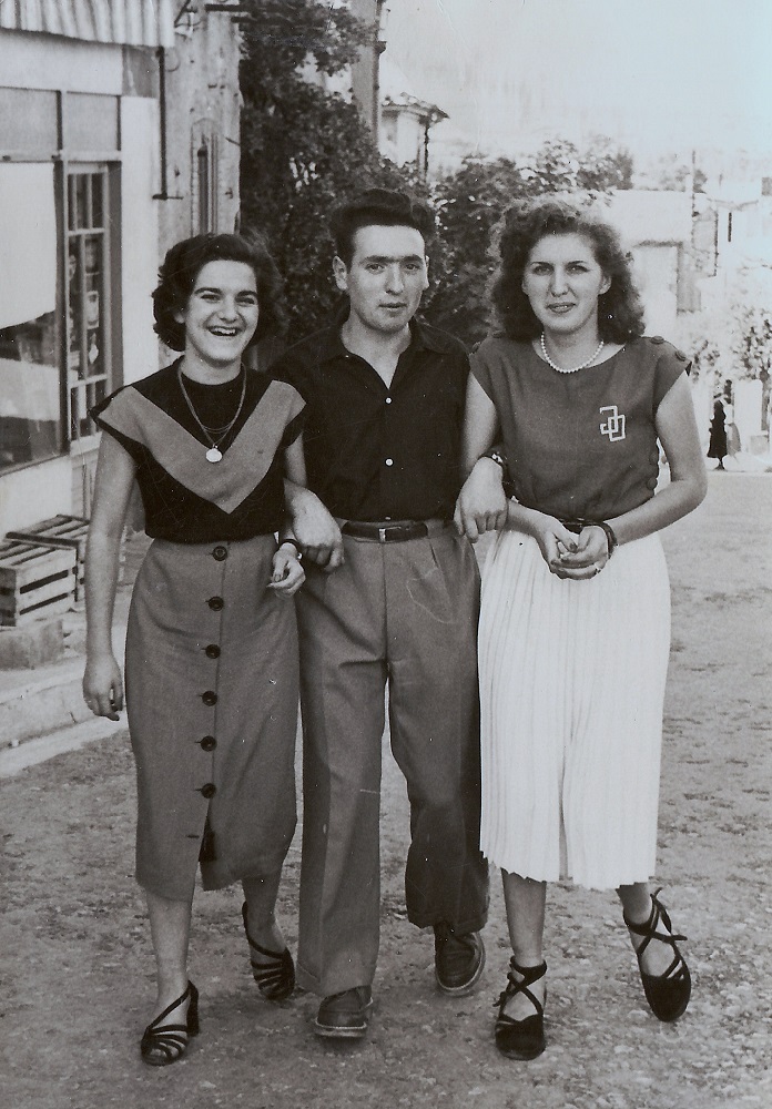 1950 Fête à Conques. X_ Alexandre Allard_ Jeannine Olive     