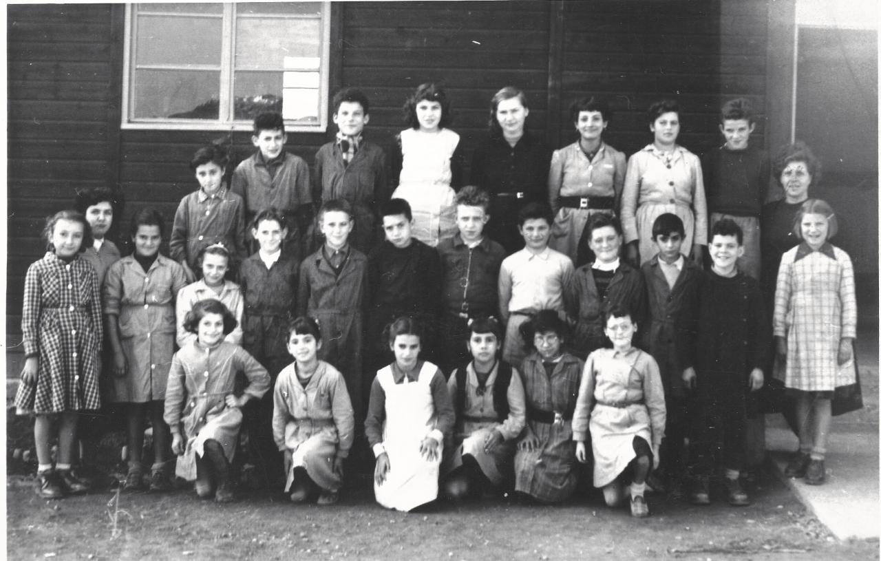 1953 (25)