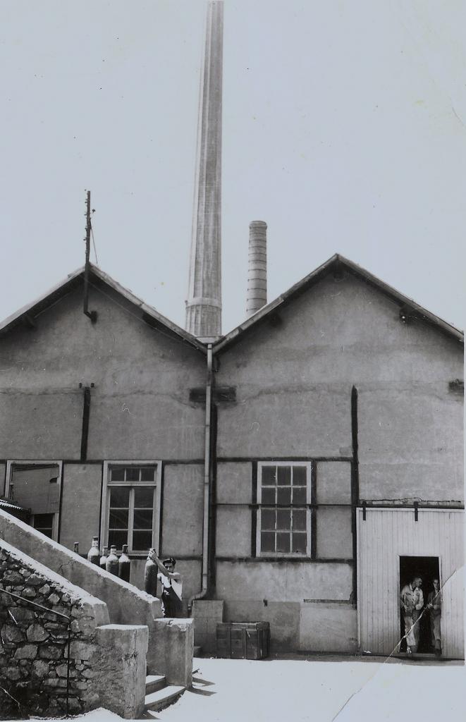 1953 (56)