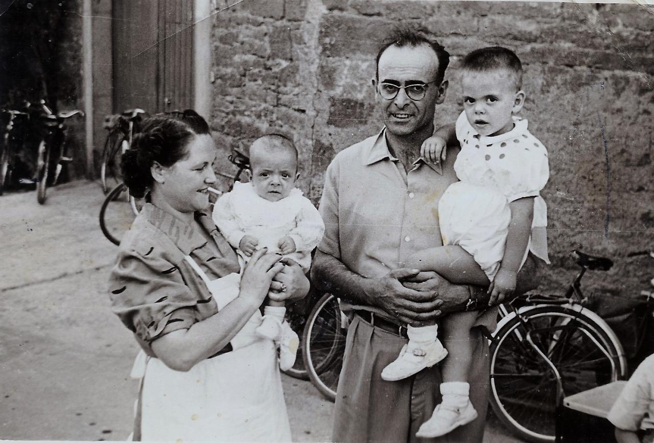 1953 Jeanette_ André_ Antoine_ Jeannot