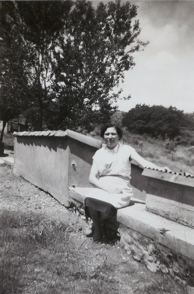 1956 (8)