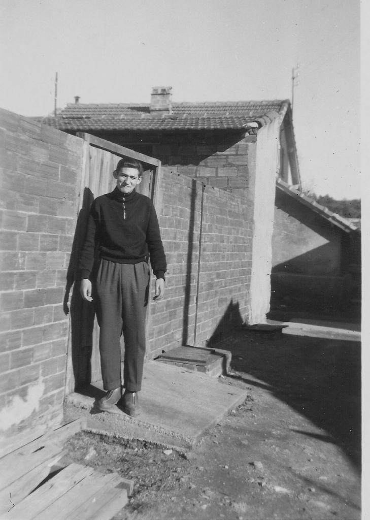 1957 (11)