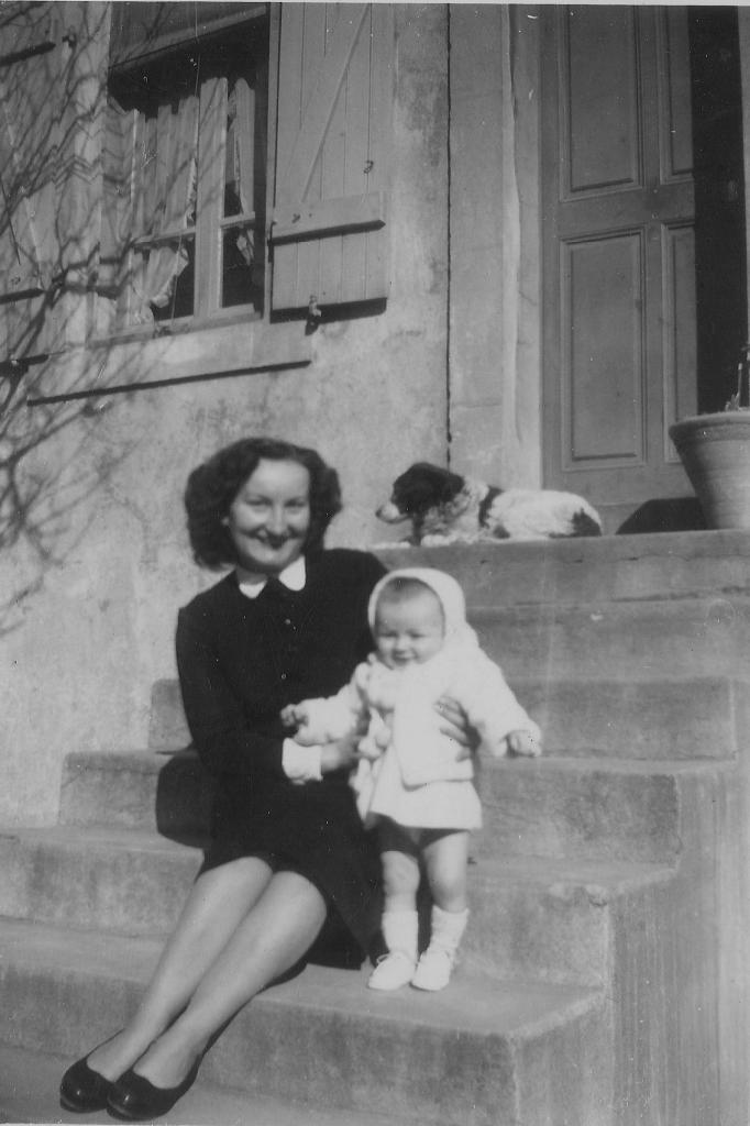 1957 (22)