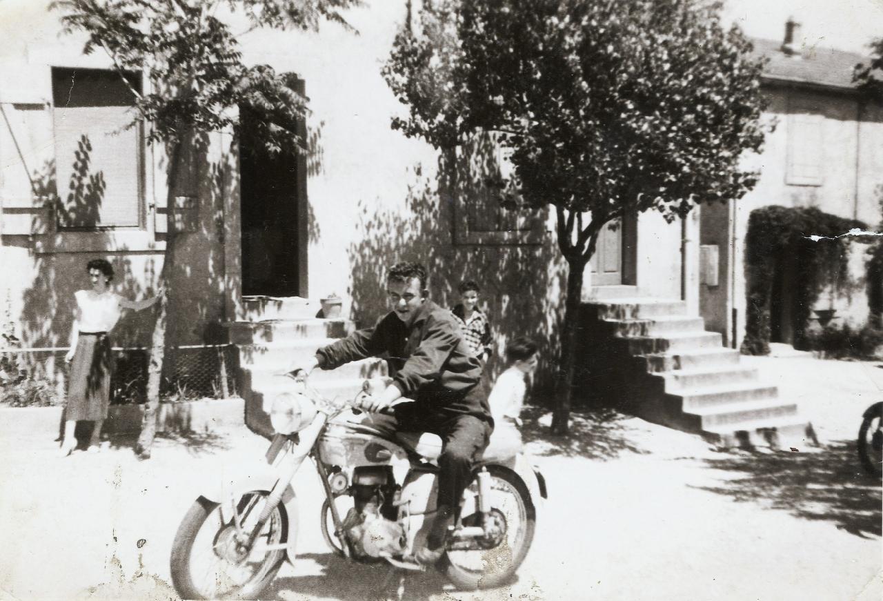 1957