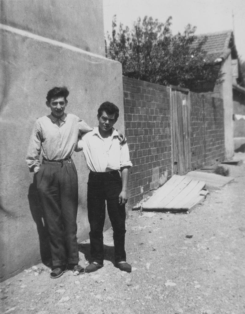 1957 (7)