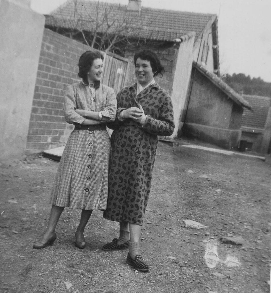 1957 (8)