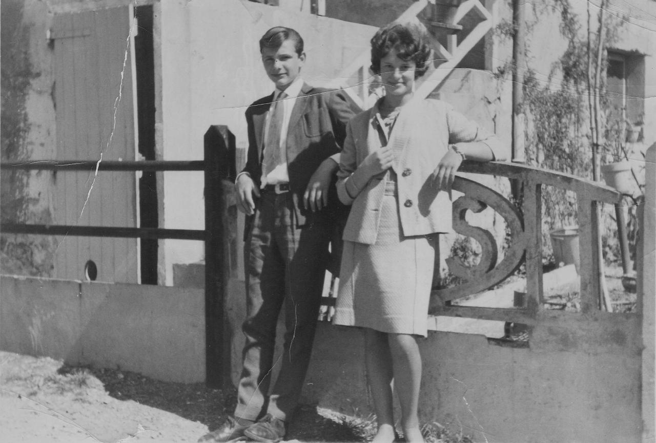 1963
