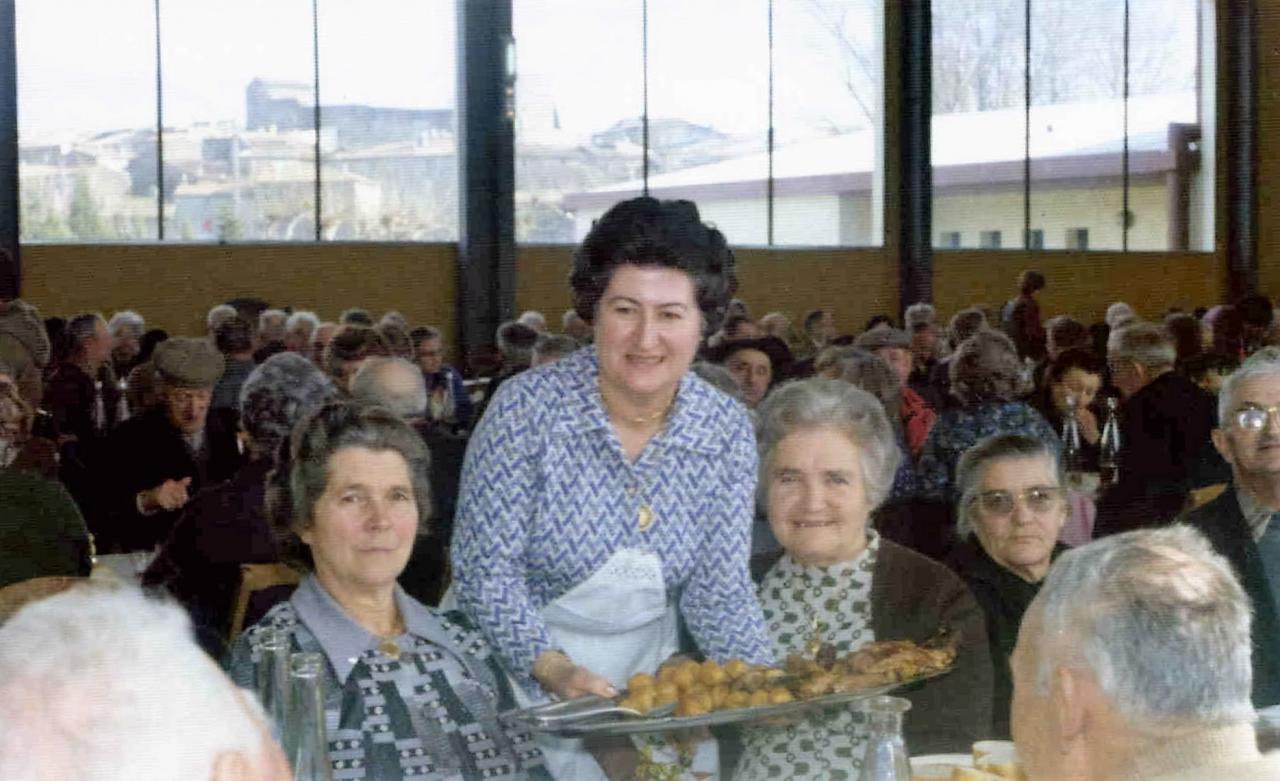 1977 (3)