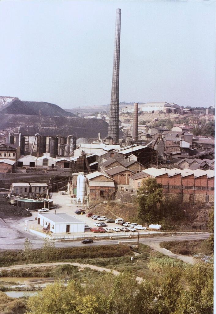 1983 (2)