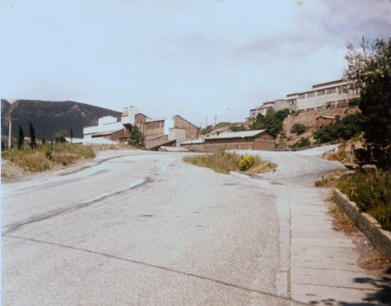 1986 (4)