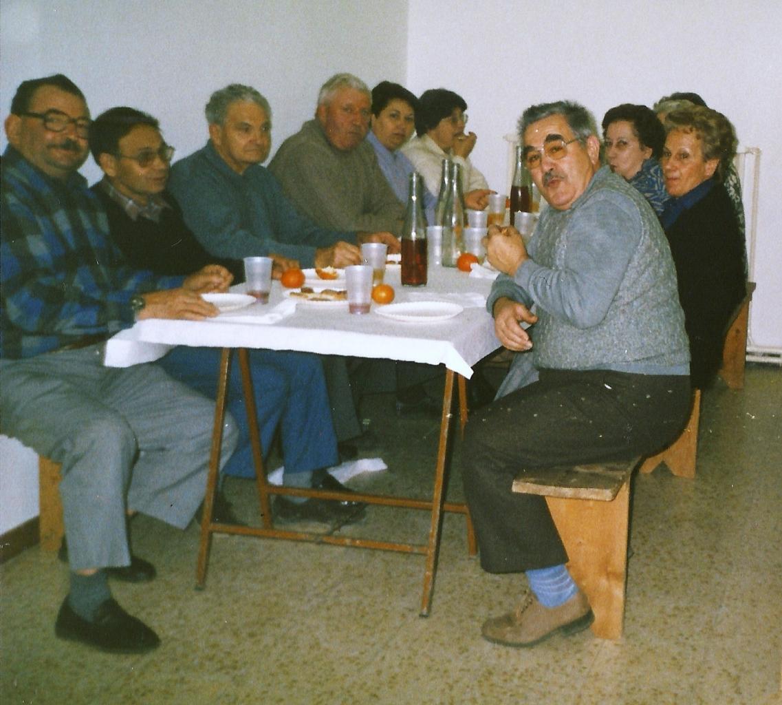1987 (4)
