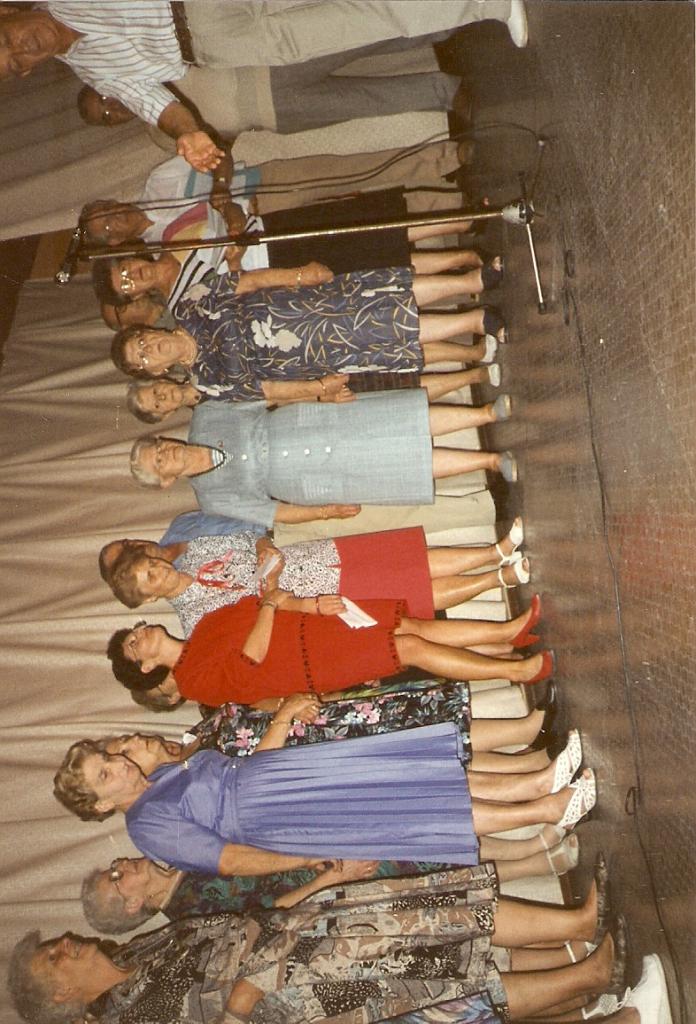 1990 (3)