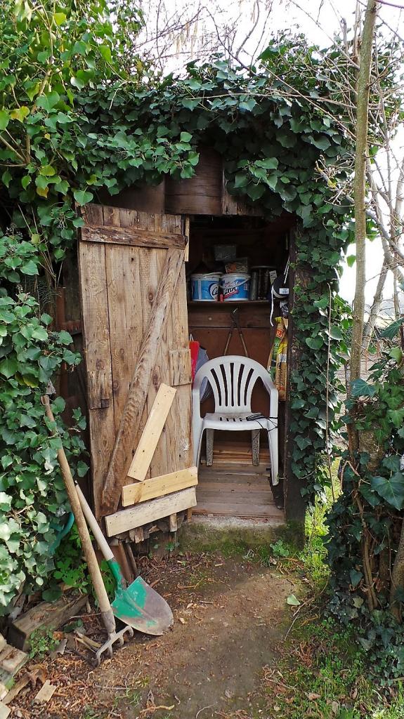 Le petite cabane à outils du jardin de Jeannot